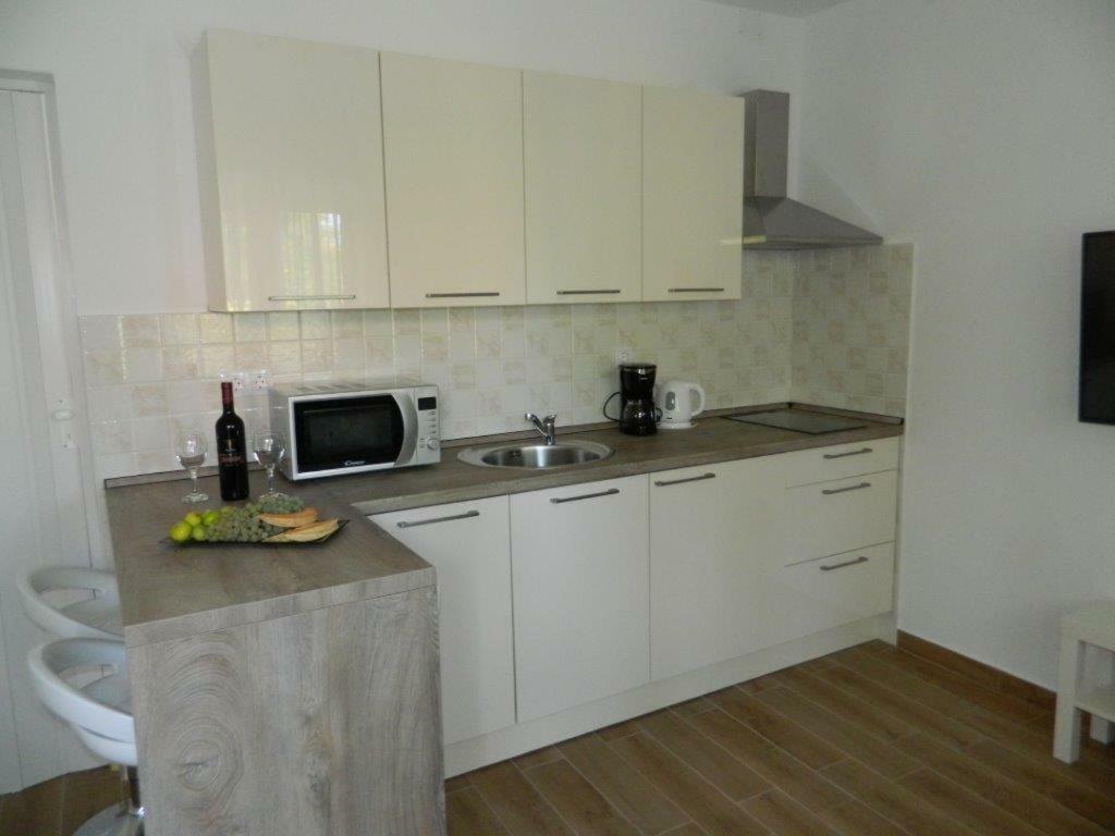 Apartments M&B سفيتي يوراي المظهر الخارجي الصورة